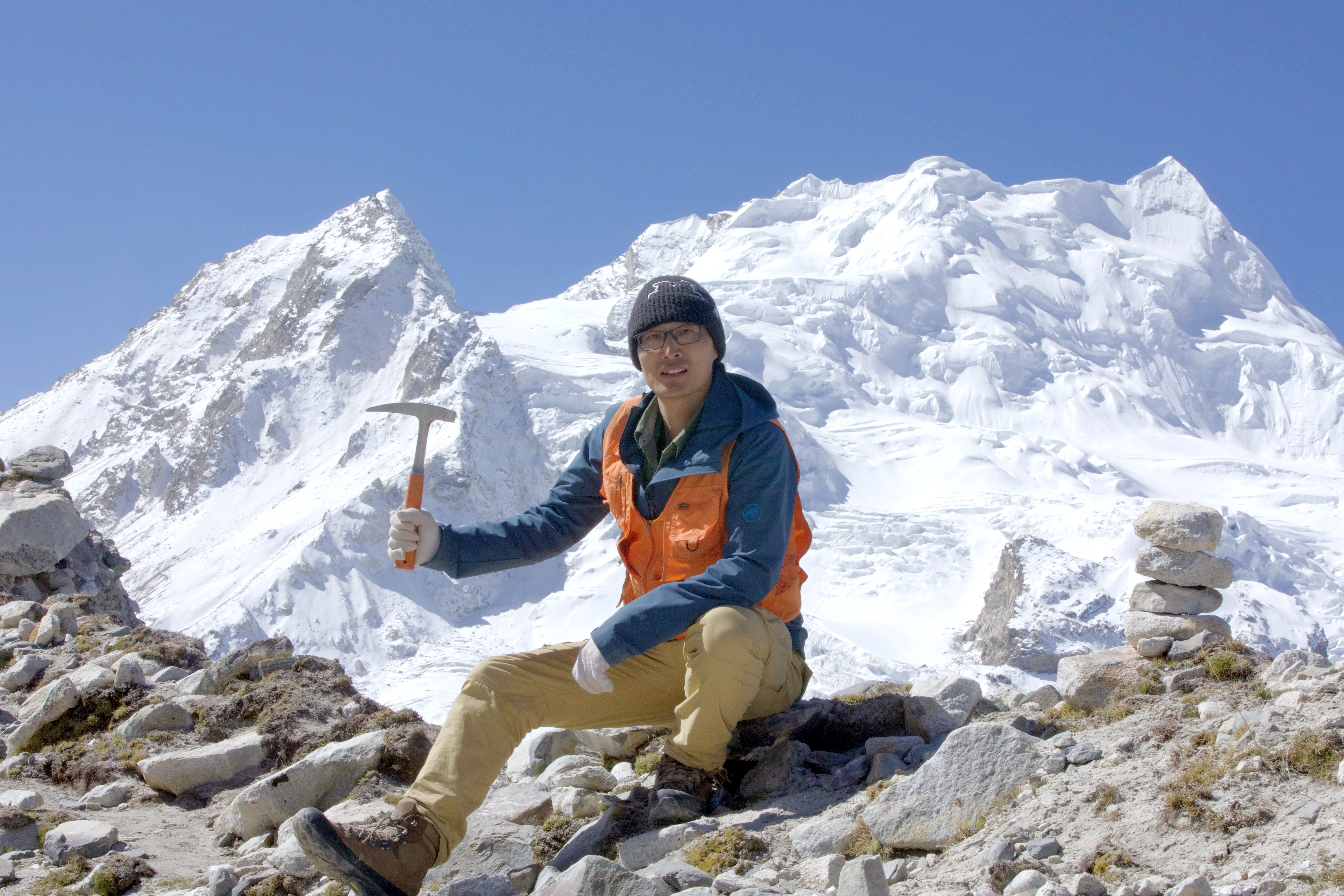 Xiaochi Liu in the Himalaya